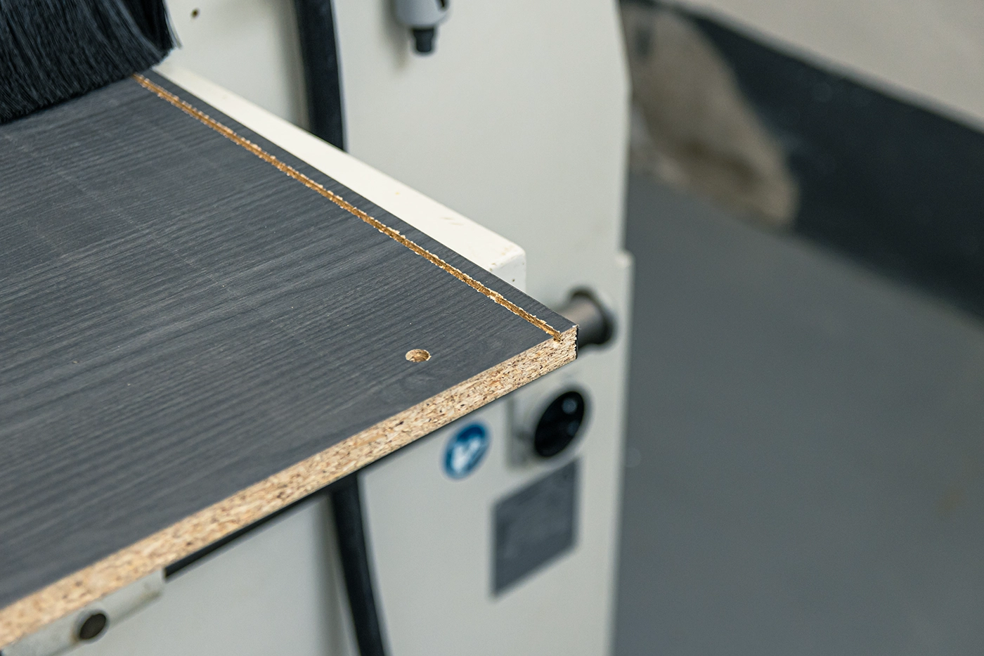 macchinario per il taglio del legno