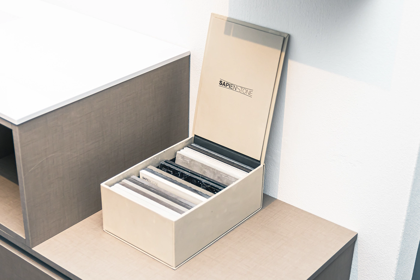 sample di pietre per la progettazione degli interni